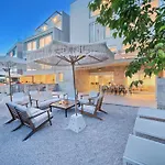 Villa Livingstone House *