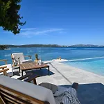 Livingstone House * Trogir