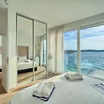 Villa Livingstone House *
