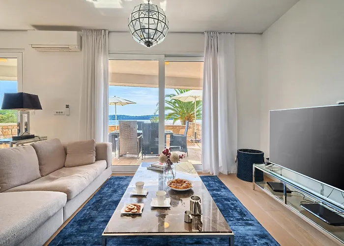 Livingstone House 别墅 *