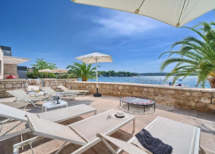 Livingstone House Villa *