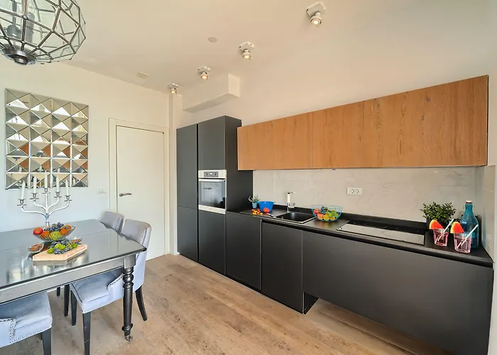 Livingstone House * Trogir