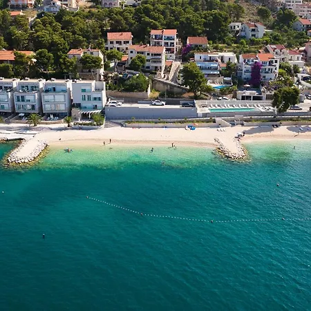 Villa Livingstone House