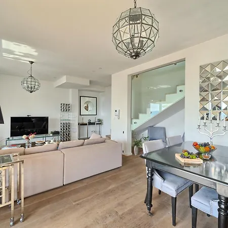 Livingstone House Villa *