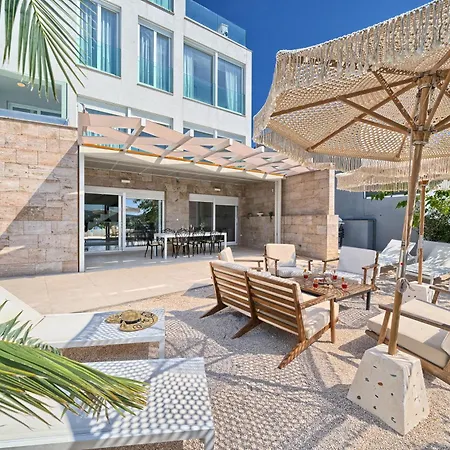 Livingstone House Villa