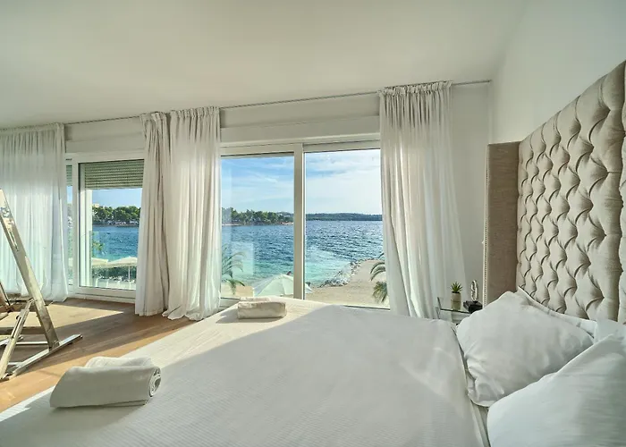 Livingstone House * Trogir