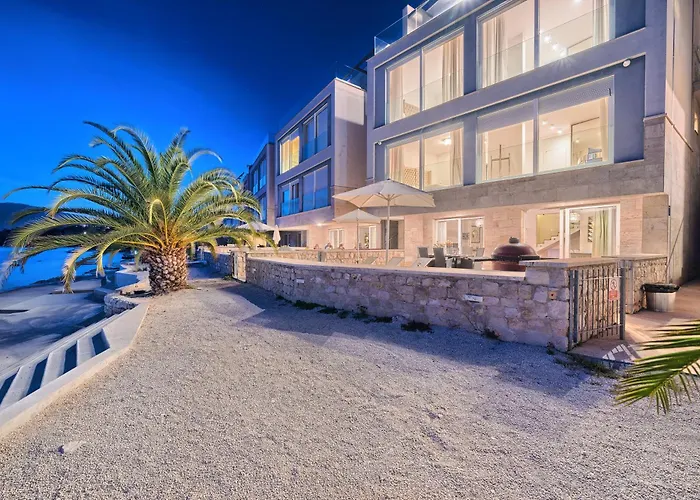 Villa Livingstone House